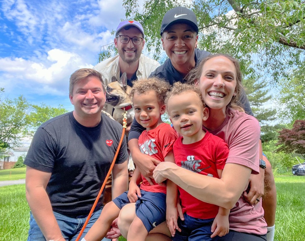 M E Que Engravidou Esperma De Doador Se Torna Barriga De Aluguel De Casal Gay