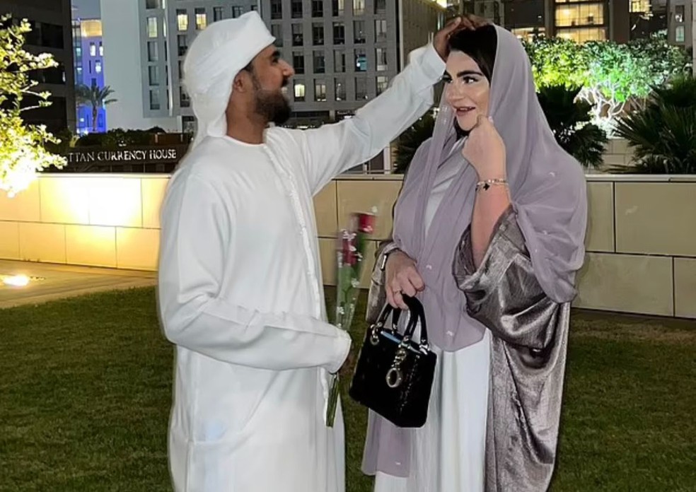O casal vive atualmente uma vida glamorosa em Dubai e estão casados ​​há três anos — Foto: Reprodução Daily Mail
