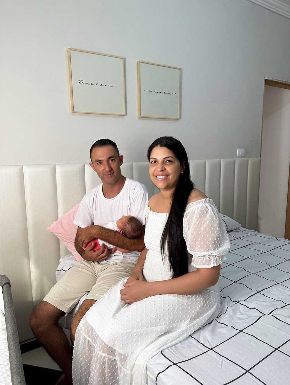 Anderson e Fabia com Alice — Foto: Arquivo pessoal