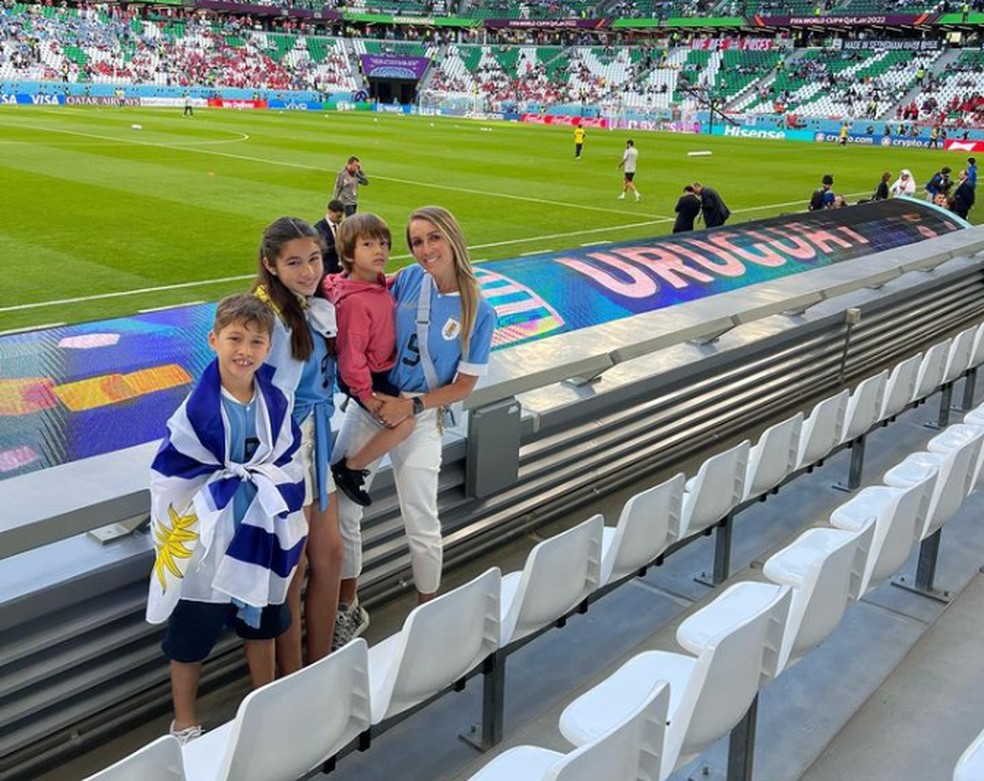 A família de Suárez estava torcendo pelo jogador no Catar — Foto: Reprodução Instagram