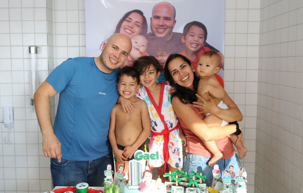 Família comemora o aniversário de Gael  — Foto: Arquivo Pessoal 