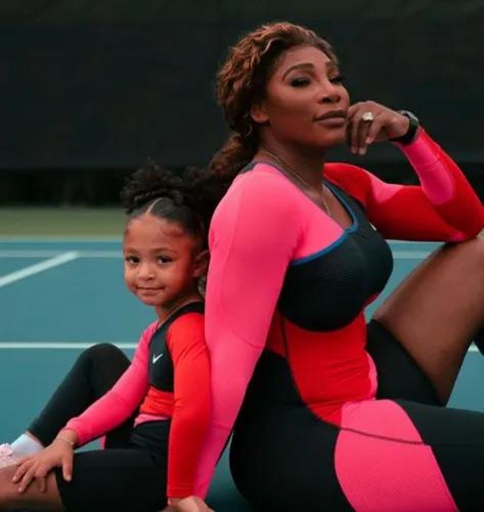 Serena posa ao lado da filha, de 5 anos (Foto: Reprodução/Instagram) — Foto: Crescer