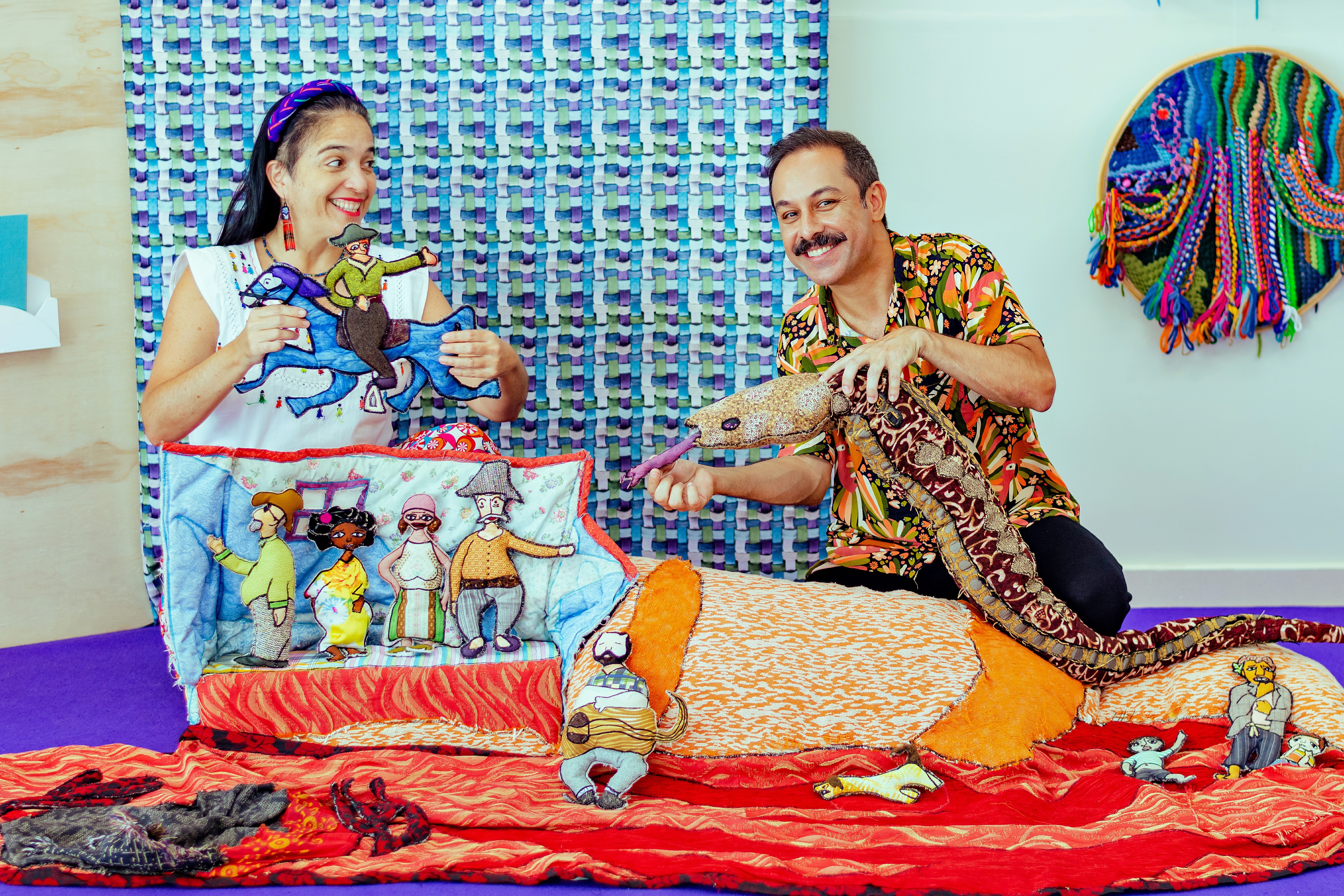 Grupo Tapetes de Histórias: Onde costuras, arte e infâncias se encontram plenamente