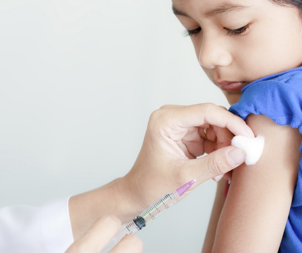 Crianças maiores de cinco anos começaram a ser vacinadas em janeiro de 2022  — Foto: (Foto: Thinkstock)