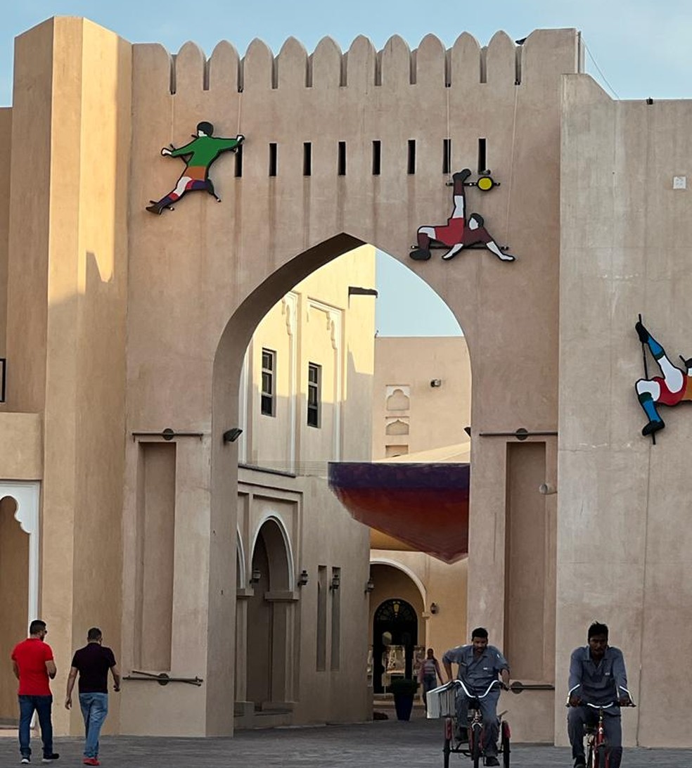 Katara Cultural Village decorada para a Copa do Mundo — Foto: Renata Menezes