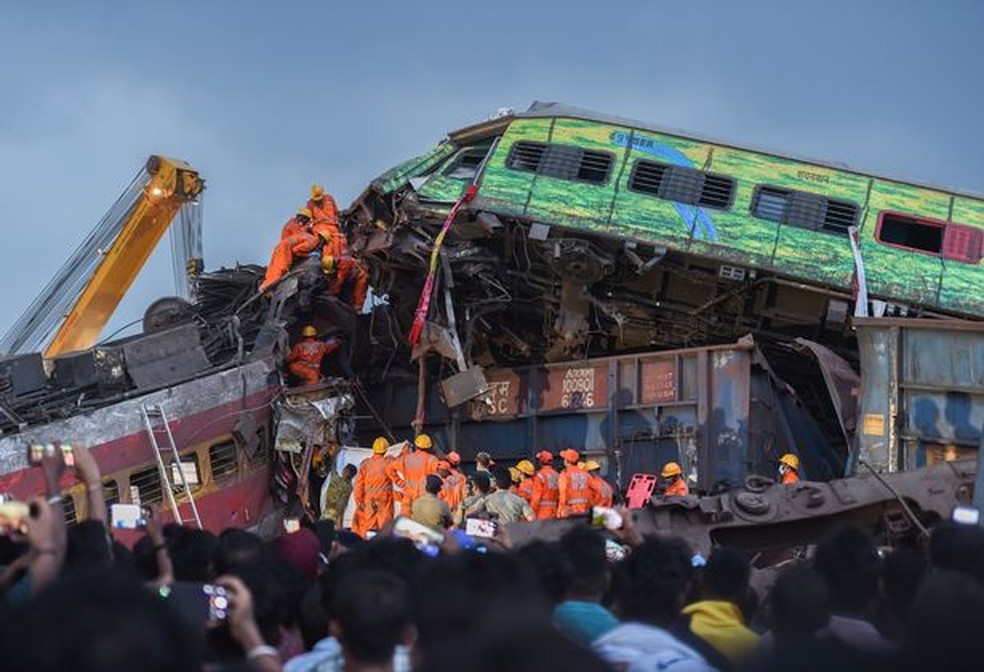 Desastre deixou centenas de vítimas — Foto: Reprodução/Xinhua/REX/Shutterstock