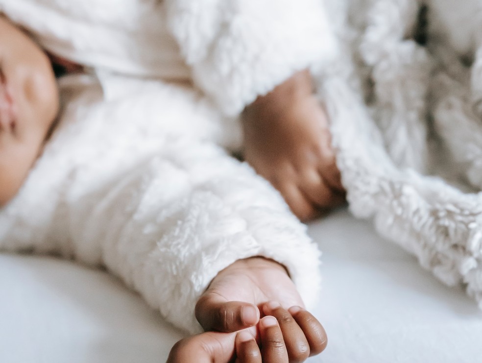 Ruído branco pode ajudar o bebê a pegar no sono — Foto: Pexels/ William Fortunato