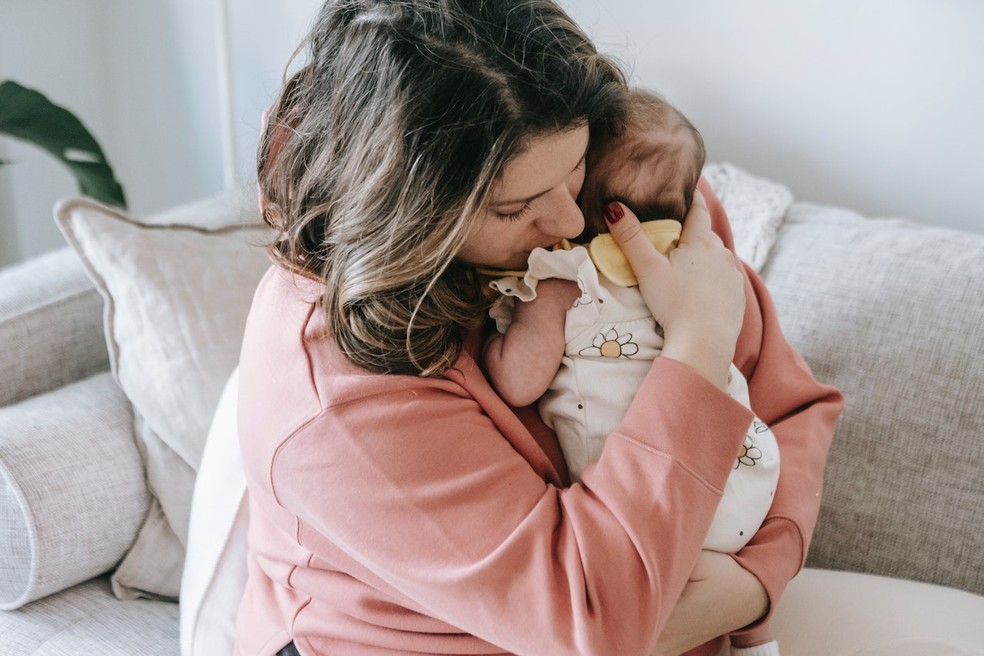 Pós-parto: entenda o que é e quais os cuidados que as mães precisam ter.