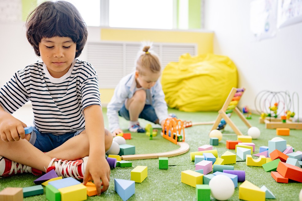 Ideias para organizar os brinquedos dos filhos — Foto: Yan Krukau/Pexels