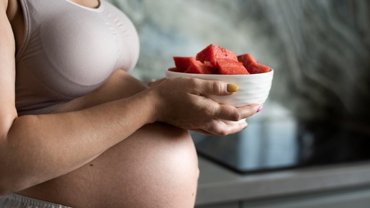Cientistas revelam quantas calorias são necessárias para gerar um bebê durante a gravidez