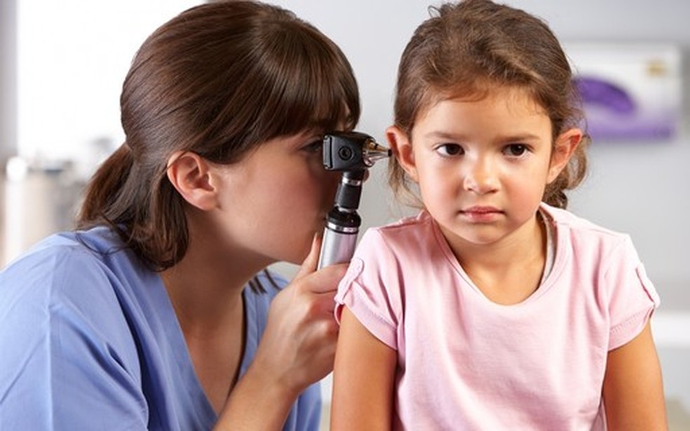 Dor de ouvido é recorrente em crianças — Foto: Crescer