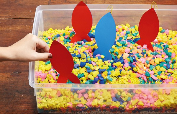 Como fazer uma pescaria de festa junina para as crianças com materiais ...