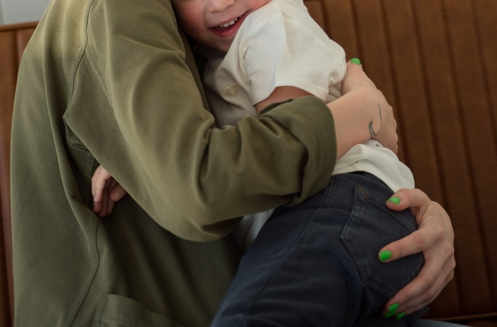 Mãe ganha na Justiça o direito de jornada de trabaho reduzida para cuidar filho autista — Foto: Foto ilustrativa/Pexels