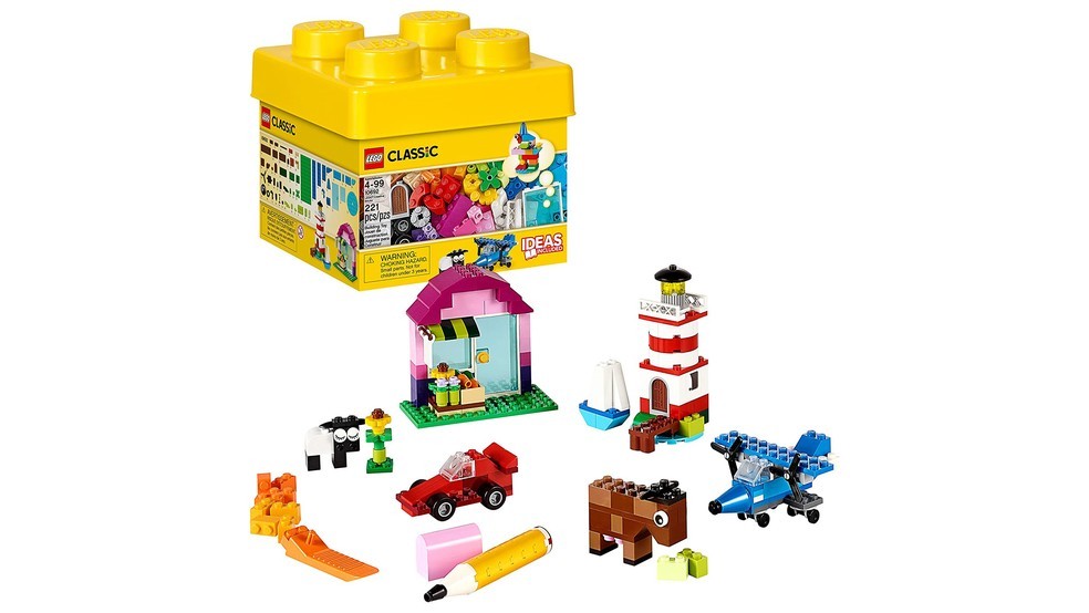 Lego Classic é um presente para quem deseja estimular a criatividade e a coordenação motora das crianças — Foto: Reprodução/Amazon