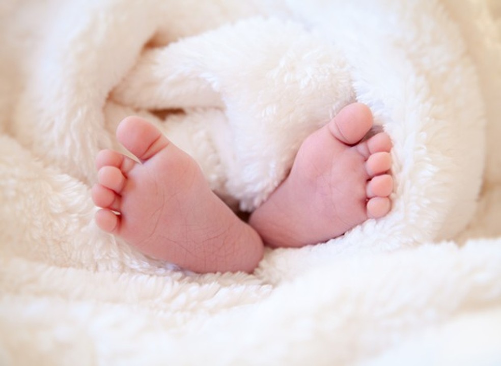 Teste do pezinho no recém-nascido ajuda a detectar uma série de doenças raras (Foto: Thinkstock) — Foto: Crescer