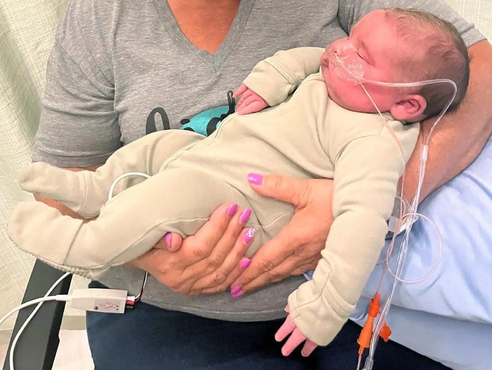 Grayson e a m�e � Foto: Reprodu��o/People