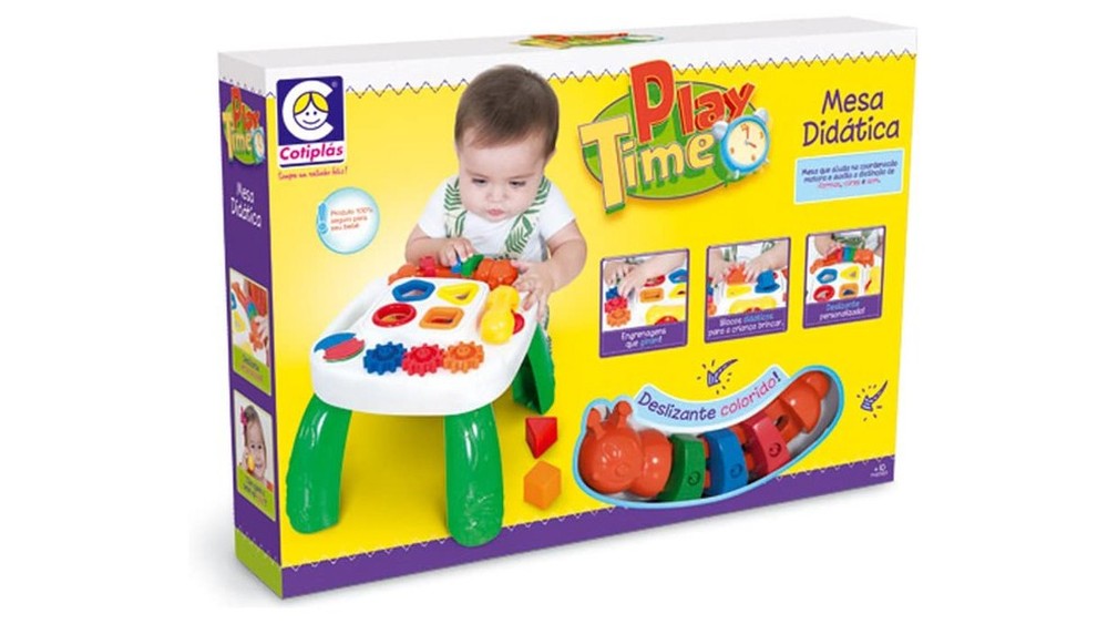 Mesa de atividades infantil: 7 modelos para entreter bebês e crianças