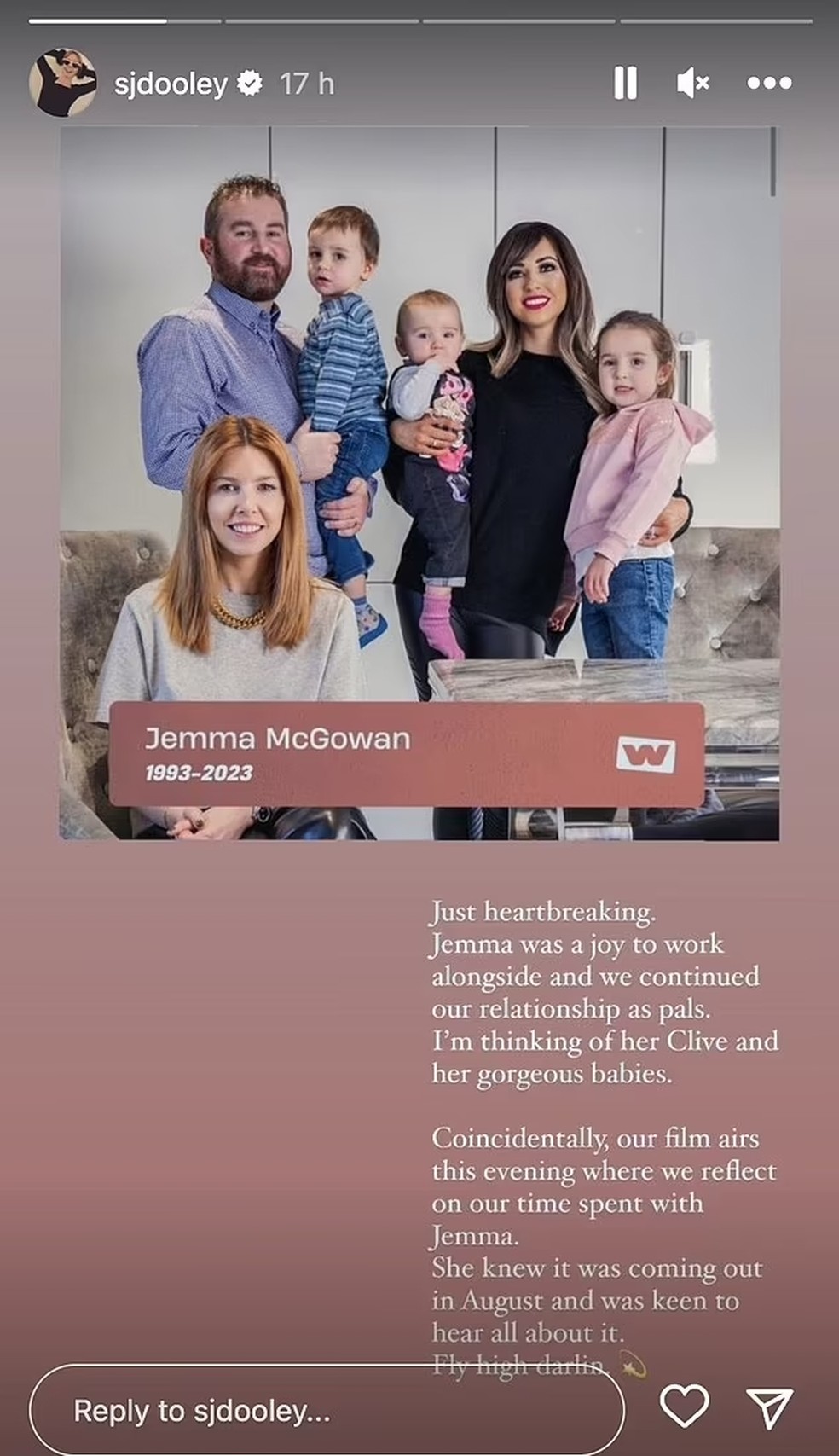 Stacey Dooley disse que ela e Jemma se conheceram para o programa e, então, se tornaram grandes amigas — Foto: Daily Mail/Reprodução