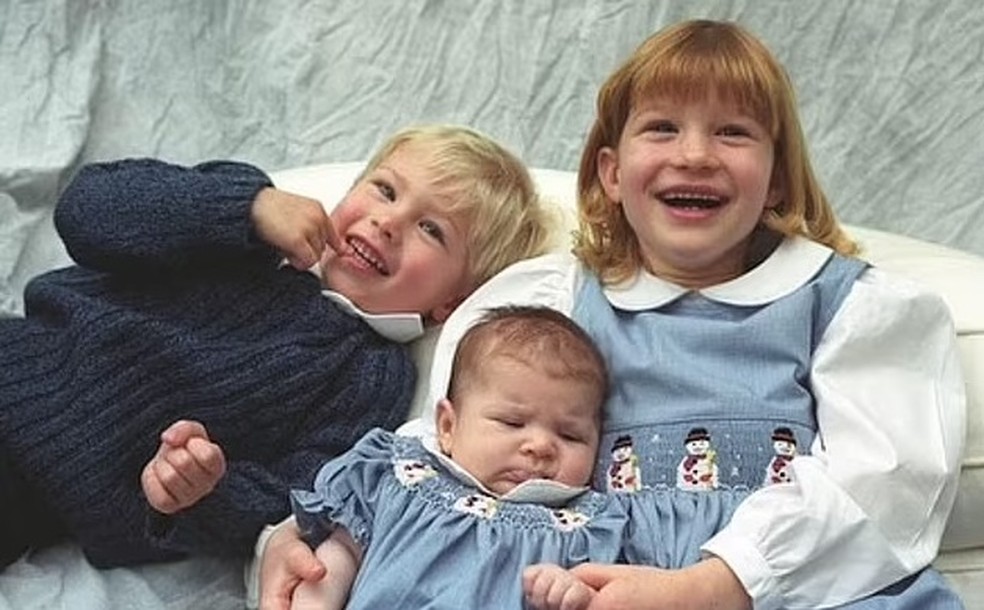 Jennifer e os irmãos, Rory e Phoebe — Foto: Reprodução/ Instagram